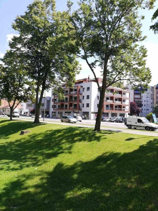 Apartman Lux Self Check-In Вировотиця Екстер'єр фото