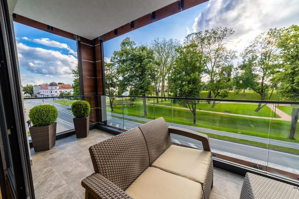 Apartman Lux Self Check-In Вировотиця Екстер'єр фото